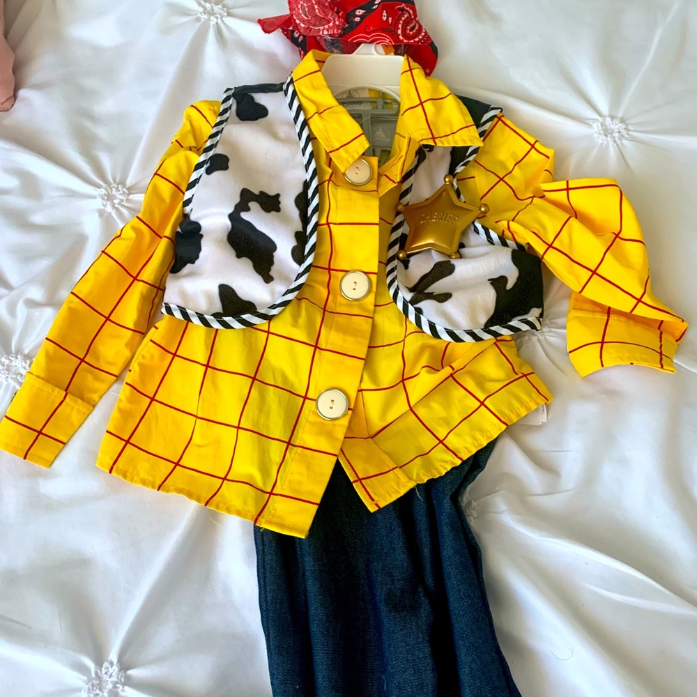 Woody costume.  Size 3